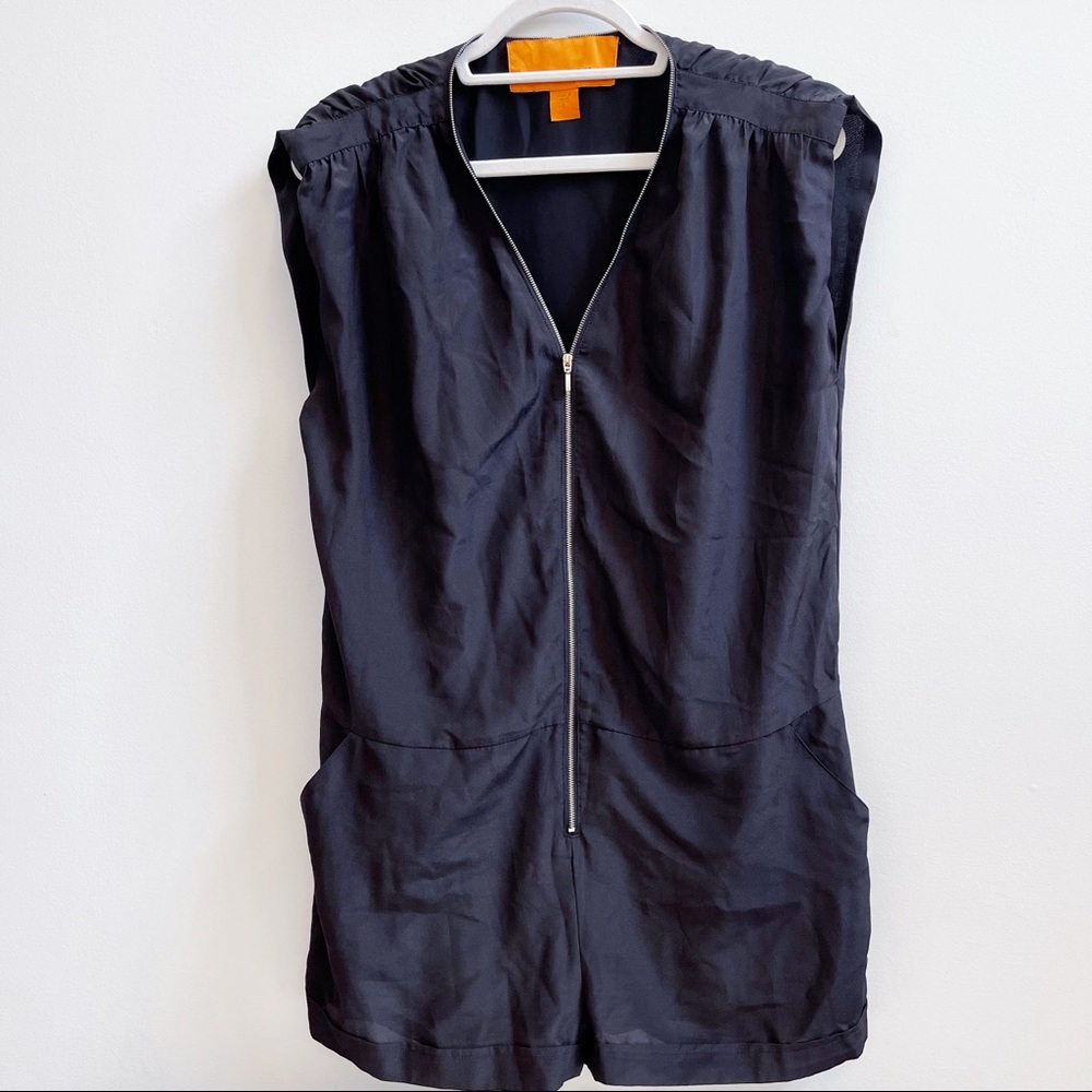 WYL Black Cap Sleeve Short Zip Up Soft Romper L